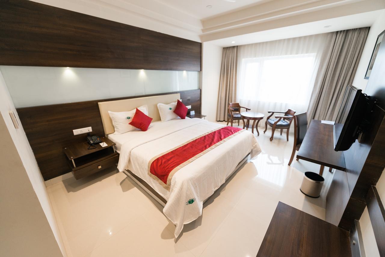 Park Continental Hotel Hyderabad Eksteriør bilde